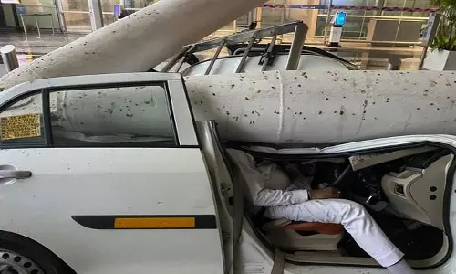 Delhi airport roof collapse accident: One dead,latest news,ഡൽഹി വിമാനത്താവളത്തിന്റെ മേൽക്കൂര തകർന്ന് അപകടം: ഒരാൾ മരിച്ചു