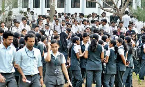 സ്വാശ്രയ കോളജുകളിലെ ഫീസ് വർധന: പ്രതിഷേധത്തിനൊരുങ്ങി വിദ്യാർഥി സംഘടനകൾ