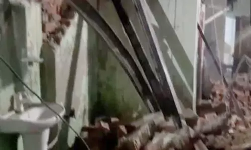 Noida wall collapse