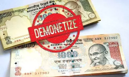 Gujarat: Police Seize Demonetised Notes Worth ₹75 Lakh Gujarat: Police Seize Demonetised Notes Worth ₹75 Lakh