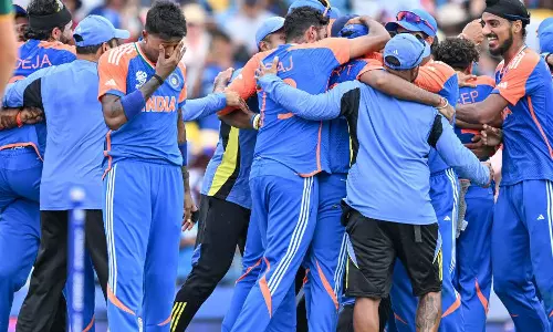 എളുപ്പമായിരുന്നില്ല; പിടിച്ചു വാങ്ങിയതാണ് നമ്മളീ കിരീടം