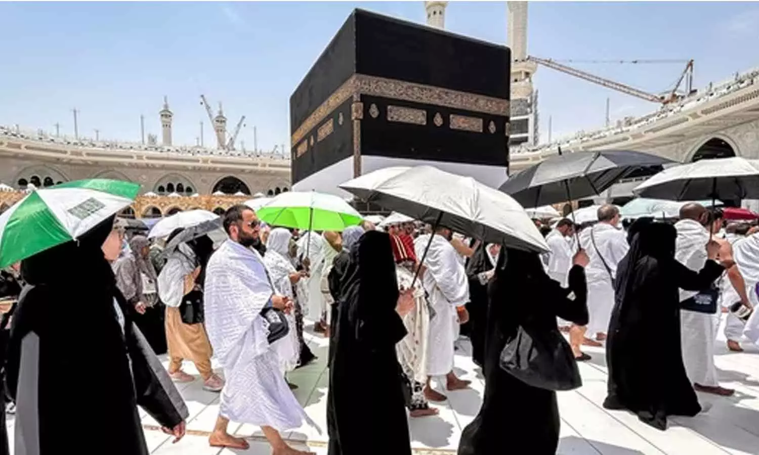 The first batch of Malayali pilgrims under the State Hajj Committee has returned home The first batch of Malayali pilgrims under the State Hajj Committee has returned home