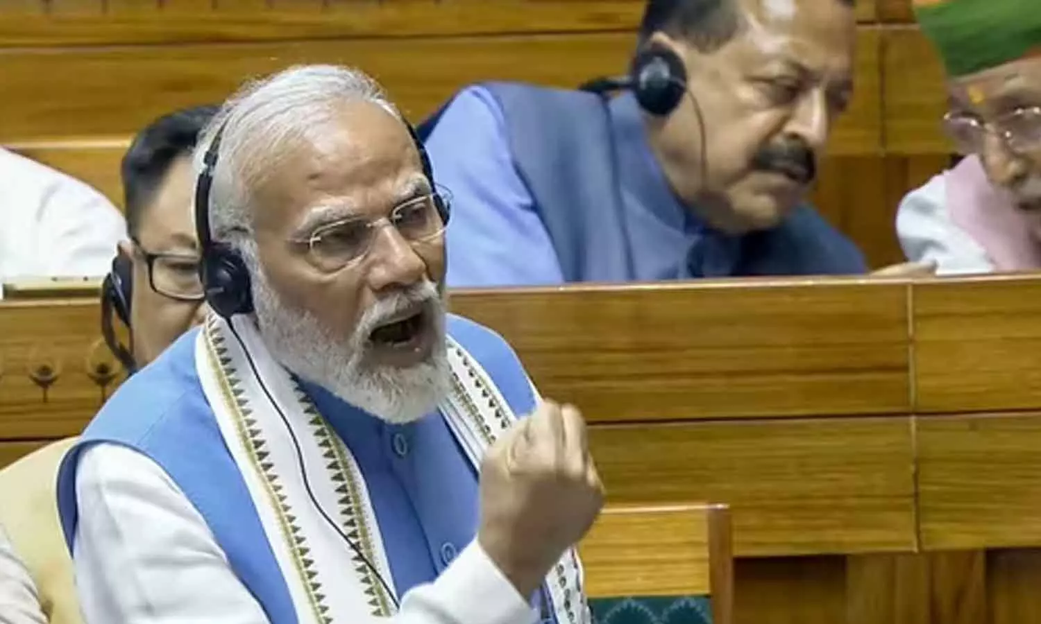 Modis Jibe at opposition in loksabha