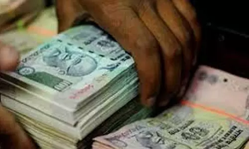 Bribery: Kondotty Sub-Registrar Arrested,latest news malayalam newsകൈക്കൂലി: കൊണ്ടോട്ടി സബ് രജിസ്ട്രാർ അറസ്റ്റിൽ