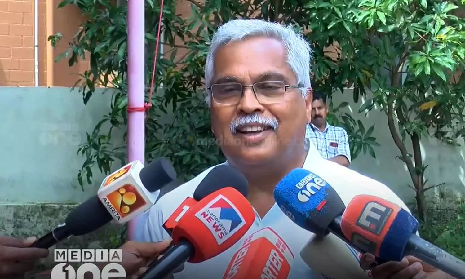 SFI should be corrected; Binoy Vishwam reiterated his position SFI should be corrected; Binoy Vishwam reiterated his position