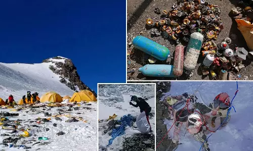 frozen garbage,Mount Everest, garbage ,latest world news,മാലിന്യക്കൊടുമുടി,എവറസ്റ്റ് മാലിന്യം,എവറസ്റ്റ് കൊടുമുടി