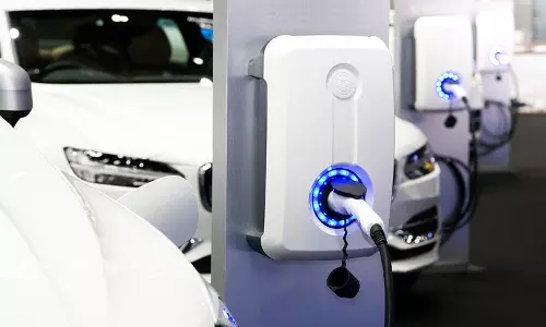 യു.എ.ഇയിൽ ഈ വർഷം 100  പുതിയ ഇലക്ട്രിക്ക് ചാർജിങ് സ്റ്റേഷനുകൾ സ്ഥാപിക്കും