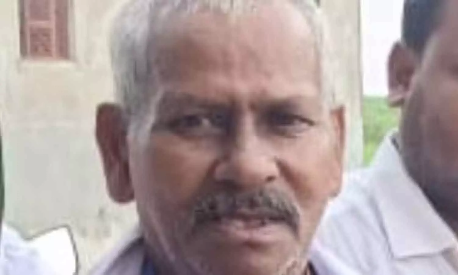 വികാസ്ശീൽ ഇൻസാൻ പാർട്ടി നേതാവ് മുകേഷ് സഹാനിയുടെ പിതാവ് വീട്ടിൽ കൊല്ലപ്പെട്ട നിലയിൽ