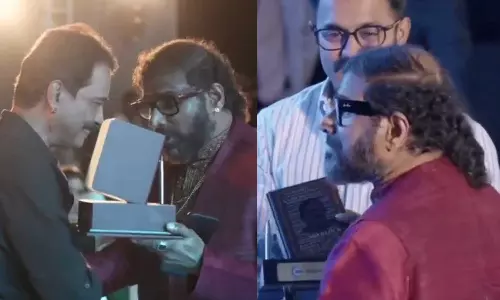 He got upset when his name was called late, he didnt realize that Asif had brought the award: Ramesh Narayanan,asif ali,latest news malayalamപേര് വിളിക്കാൻ വൈകിയപ്പോൾ അസ്വസ്ഥനായി, ആസിഫ് പുരസ്കാരം കൊണ്ടുവന്നതാണെന്ന് മനസിലായില്ല: രമേശ് നാരായണൻ