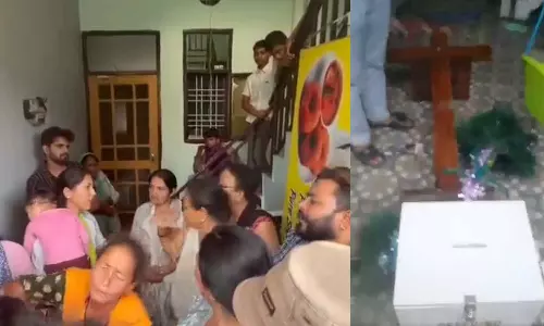 Hindutva mob attacks Christian prayer meet in Dehradun and vandalises crucifix Hindutva mob attacks Christian prayer meet in Dehradun and vandalises crucifix