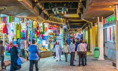 ഒമാനിലെ ജനസംഖ്യയിൽ പ്രവാസികളുടെ എണ്ണം 42% കടന്നു