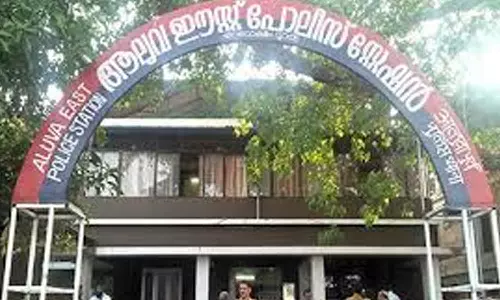 Missing girls from Aluva Orphanage found in Thrissur Missing girls from Aluva Orphanage found in Thrissur