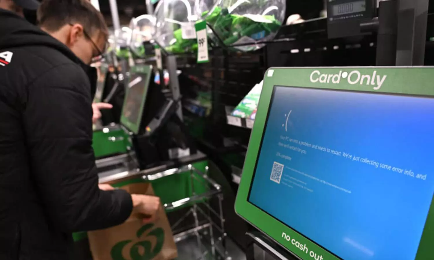 Massive IT Outage Hits Businesses Worldwide Massive IT Outage Hits Businesses Worldwide