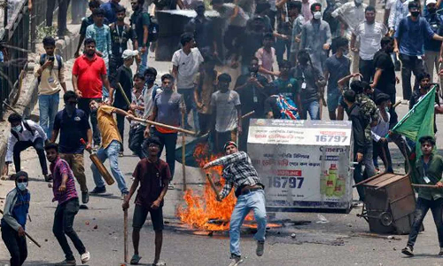Student protest against reservation policy in Dhaka 19 killed