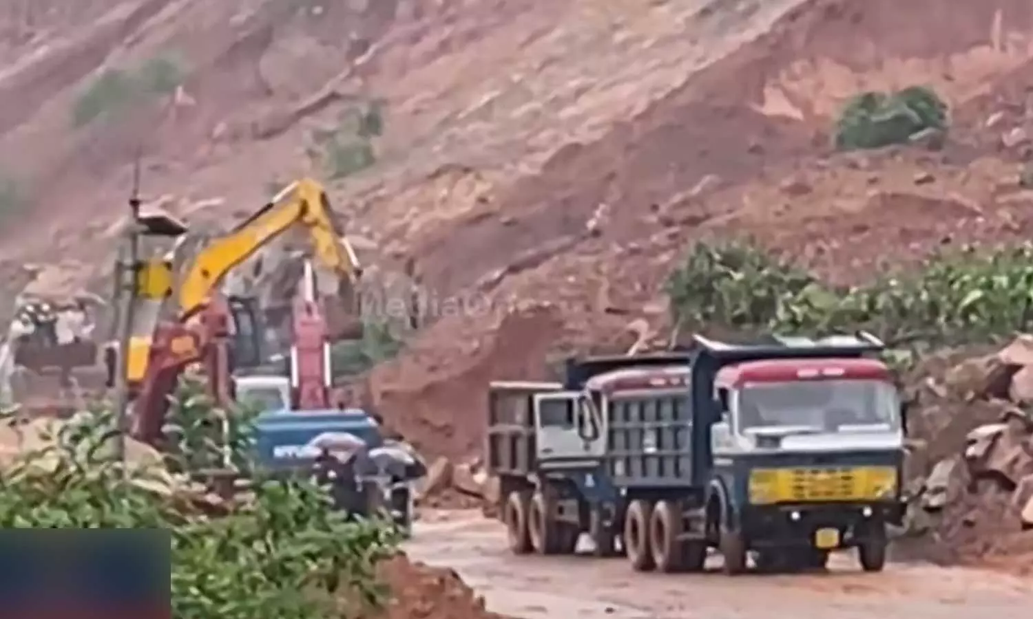 അങ്കോല: പുഴയിൽ 40 മീറ്റർ മാറി സംശയകരമായ സിഗ്നൽ കണ്ടെത്തി; നാളെയും തിരച്ചിൽ തുടരുമെന്ന് സൈന്യം