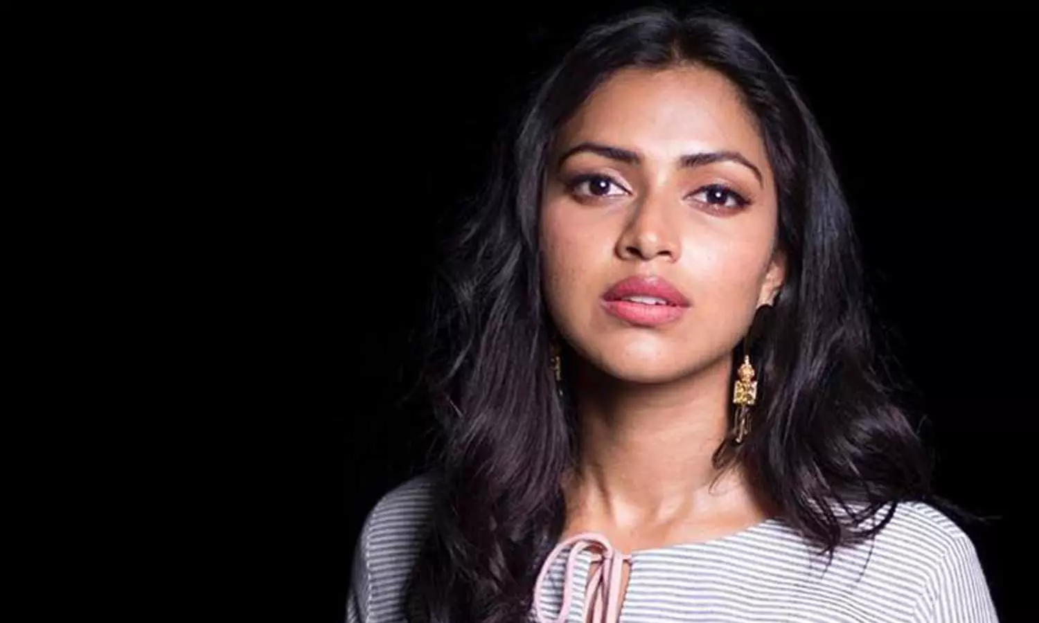 ഡാന്‍സ് ബാറിന്റെ ഉദ്ഘാടനമല്ല; സെന്റ് ആൽബർട്സ് കോളജിലെ പരിപാടിയില്‍ നടി അമലാ പോൾ പ​ങ്കെടുത്തതിനെതിരെ കാസ