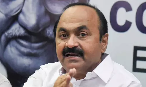 നിപ കേരളത്തിൽ നിന്ന് വിട്ടുപോയിട്ടില്ലെന്നത് ഗൗരവതരം; വി.ഡി സതീശൻ