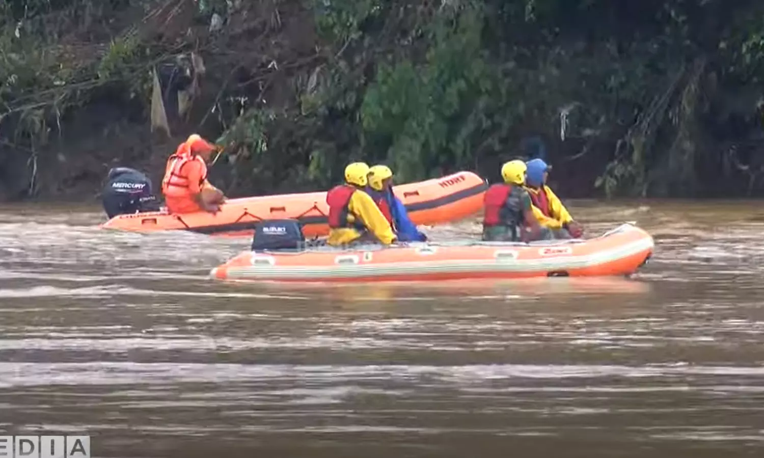 Angola Landslide: Kaiyakale Arjun; Rain blocking the way, latest news അങ്കോല മണ്ണിടിച്ചിൽ: കൈയകലെ അർജുൻ; വഴിമുടക്കി മഴ