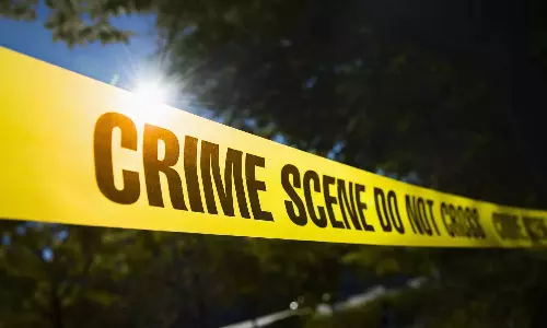 Gold worth 40 lakhs was stolen by stabbing gold workers in thrissur