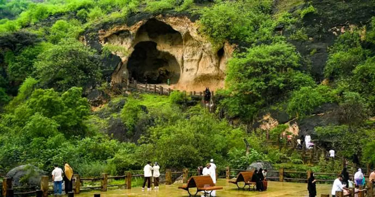 Ain Razat in Dhofar attracts tourists