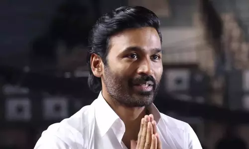 തെരുവിൽ നിന്ന് വന്നവൻ തെരുവിൽ തന്നെ ജീവിക്കണോ? പോയസ് ഗാർഡനിൽ താമസിക്കാൻ പറ്റില്ലേ?- ധനുഷ്