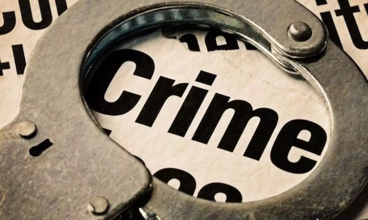 സ്ത്രീകളുടെ നഗ്ന വീഡിയോ ചിത്രീകരിച്ച് ഇൻസ്റ്റഗ്രാമിലിട്ടെന്ന് ആരോപണം; വ്ലോഗറെ കെട്ടിയിട്ട് മർദിച്ചു സ്ത്രീകളുടെ നഗ്ന വീഡിയോ ചിത്രീകരിച്ച് ഇൻസ്റ്റഗ്രാമിലിട്ടെന്ന് ആരോപണം; വ്ലോഗറെ കെട്ടിയിട്ട് മർദിച്ചു