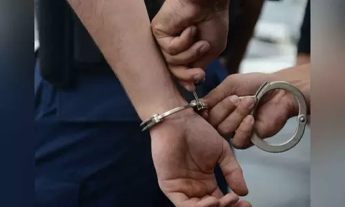 Malayali arrested for attempting suicide by endangering his wife and son in Sharjah