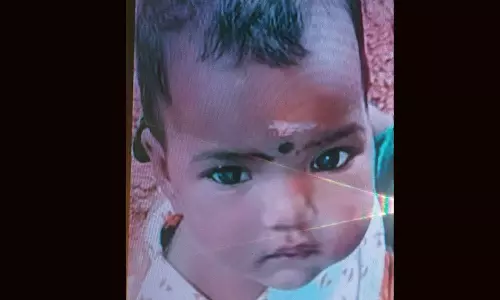 തിരുവനന്തപുരത്ത് മഴക്കുഴിയിൽ വീണ് രണ്ടര വയസുകാരി മരിച്ചു