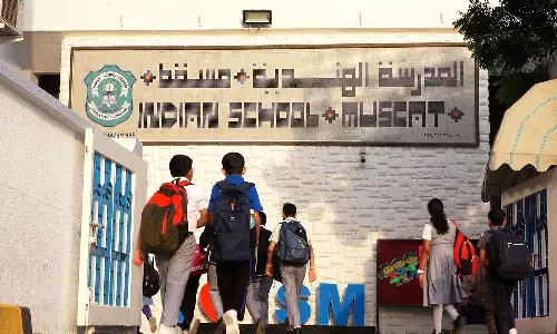 വേനലവധി കഴിഞ്ഞു; ഒമാനിലെ ഇന്ത്യൻ സ്കൂളുകളിൽ അധ്യായനം പുനരാരംഭിച്ചു വേനലവധി കഴിഞ്ഞു; ഒമാനിലെ ഇന്ത്യൻ സ്കൂളുകളിൽ അധ്യായനം പുനരാരംഭിച്ചു