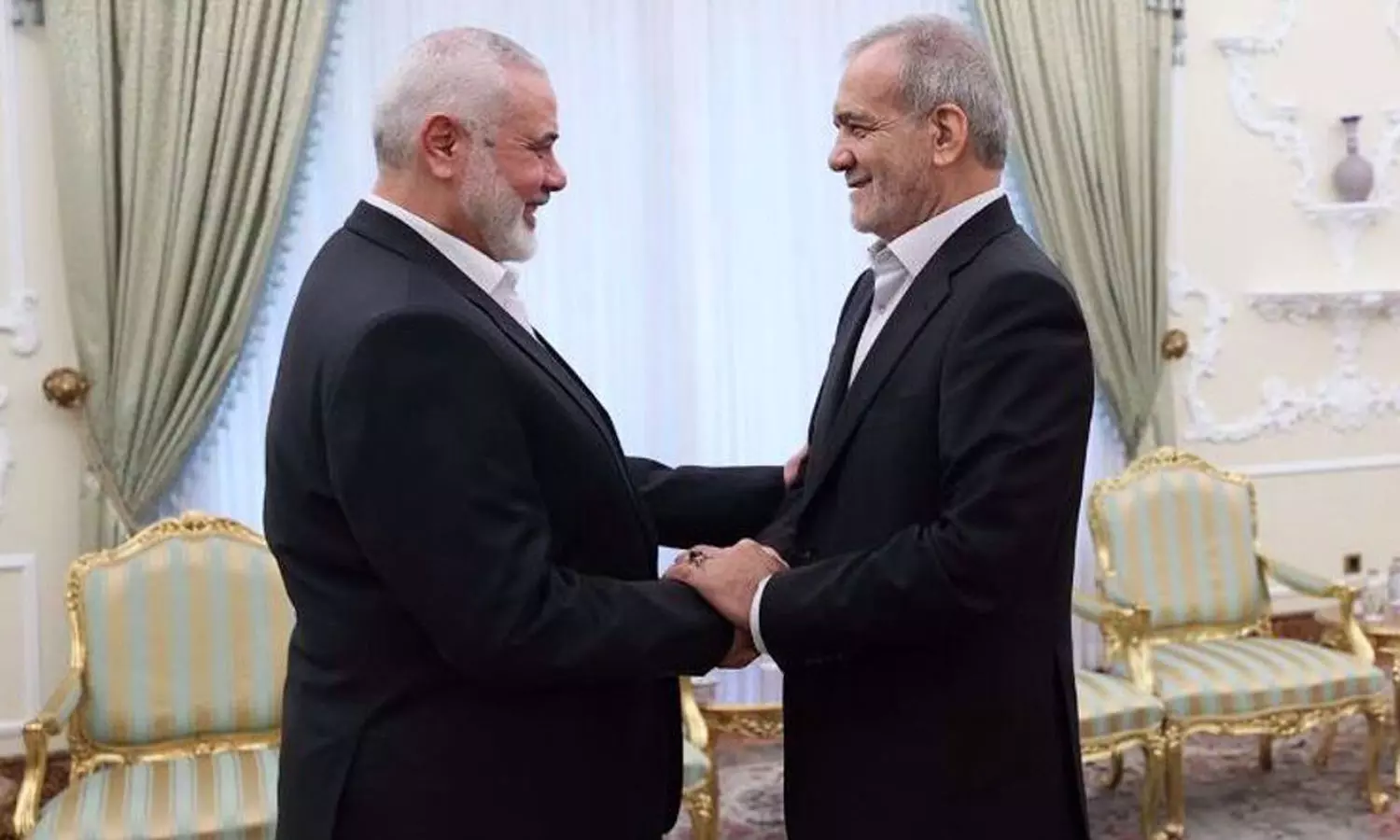 ഇറാൻ പ്രസിഡന്റ് മസൂദ് പെസെഷ്കിയാനും ഇസ്മാഈൽ ഹനിയ്യയും തമ്മിൽ നടത്തിയ കൂടിക്കാഴ്ച ഇറാൻ പ്രസിഡന്റ് മസൂദ് പെസെഷ്കിയാനും ഇസ്മാഈൽ ഹനിയ്യയും തമ്മിൽ നടത്തിയ കൂടിക്കാഴ്ച