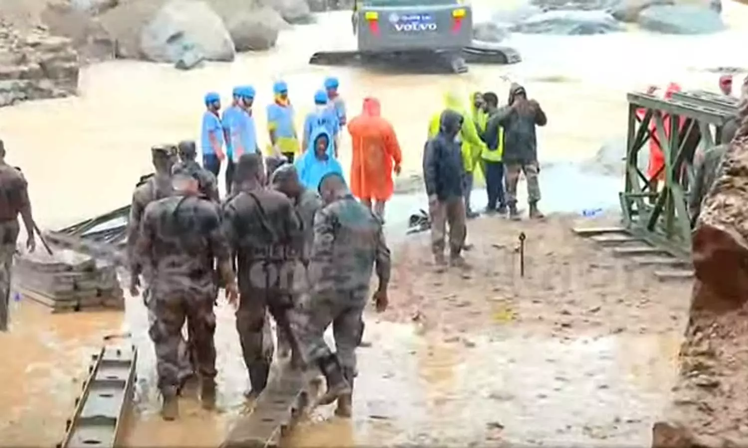 Mundakai disaster: Isolators fully found; Traffic control on the road to Churalmala, latest news malayalam മുണ്ടക്കൈ ദുരന്തം: ഒറ്റപ്പെട്ടവരെ പൂർണമായും കണ്ടെത്തി; ചൂരൽമലയിലേക്കുള്ള റോഡിൽ ഗതാഗത നിയന്ത്രണം Mundakai disaster: Isolators fully found; Traffic control on the road to Churalmala, latest news malayalam മുണ്ടക്കൈ ദുരന്തം: ഒറ്റപ്പെട്ടവരെ പൂർണമായും കണ്ടെത്തി; ചൂരൽമലയിലേക്കുള്ള റോഡിൽ ഗതാഗത നിയന്ത്രണം