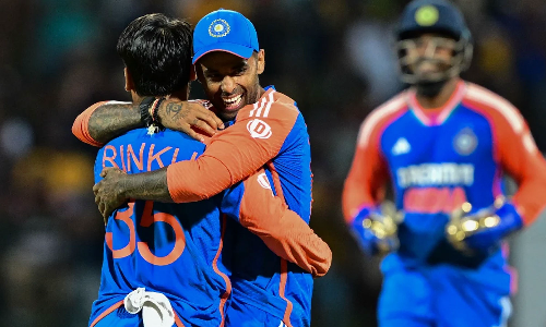 റിങ്കു-സൂര്യ  മിറാക്കിള്‍; ഇതാ ഗംഭീര്‍ യുഗം