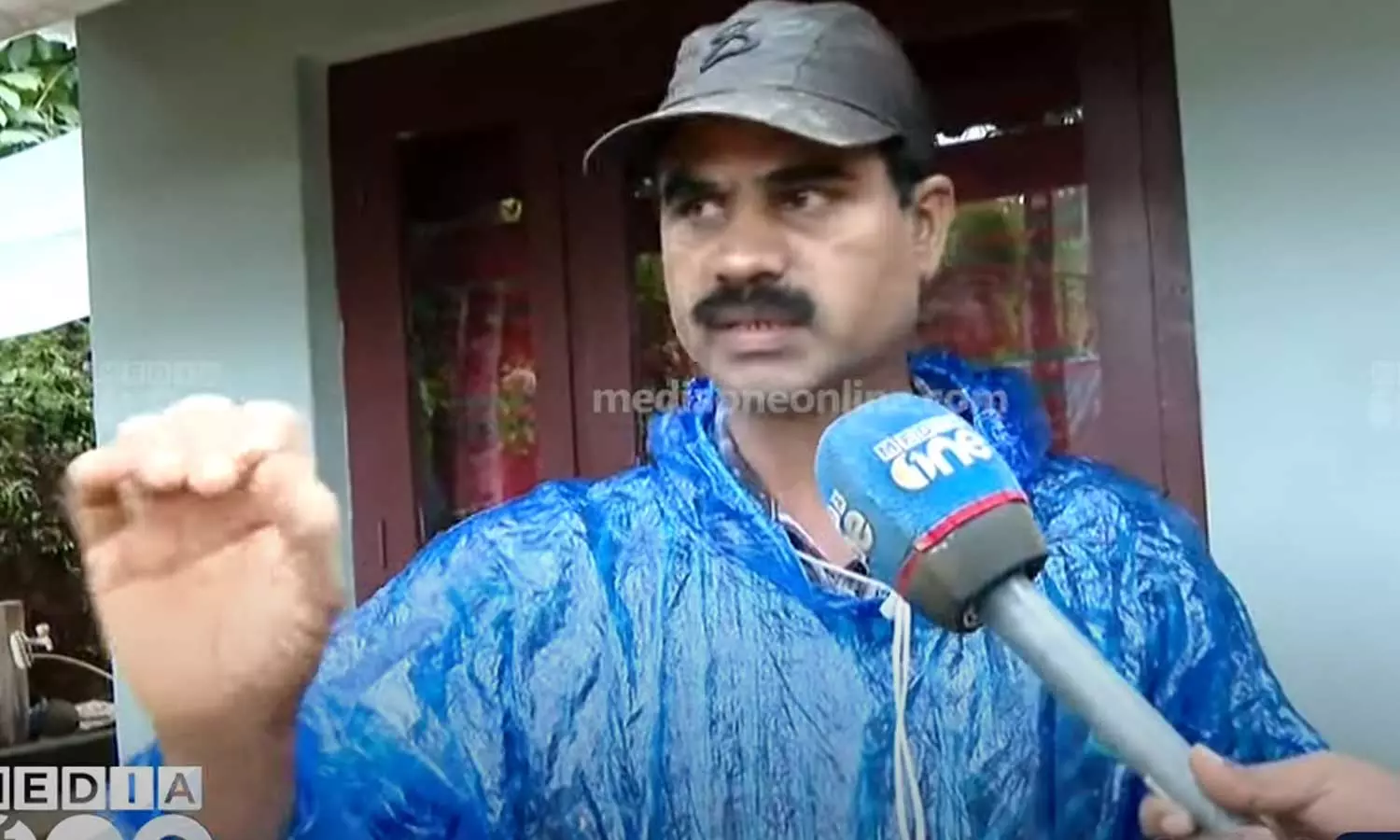 ഭാര്യാപിതാവ് ഇപ്പോഴും ഈ മണ്ണിനടിയിലുണ്ട്.. രണ്ടുദിവസമായി എന്തുചെയ്യണമെന്നറിയാതെ അലയുകയാണ് ; ഉറ്റവരെ കാത്ത് നെഞ്ചുപൊട്ടി ബന്ധുക്കള്‍