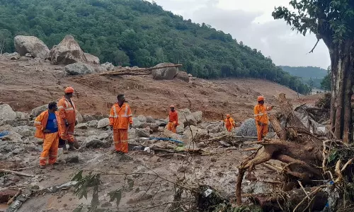 മരണം 280 ആയി; ചൂരൽമലയിൽ ശക്തമായ മഴ