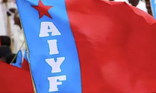 AIYF will build houses for 10 families who have lost their homes in Mundakkai