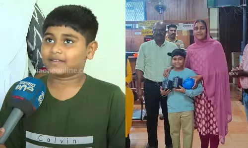 വയനാട്ടുകാര് കഷ്ടപ്പെടുന്നത് കണ്ട് എനിക്ക് സങ്കടമായി അതോണ്ടാ കുടുക്ക പൊട്ടിച്ചത്; കുടുക്കപ്പൊട്ടിച്ച് 4ാം ക്ലാസ്സുകാരൻ നൽകിയത് 10,333രൂപ