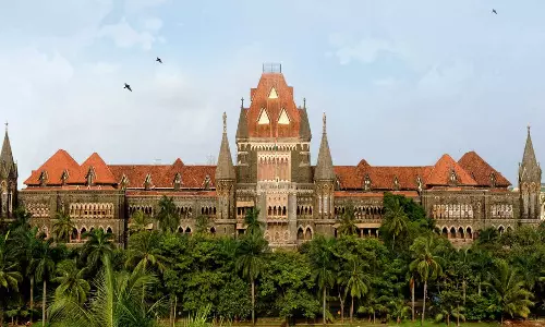 Bombay High Court quashes rape case against 73-year-old man noting 31 years of consensual relationship with victim woman Bombay High Court quashes rape case against 73-year-old man noting 31 years of consensual relationship with victim woman