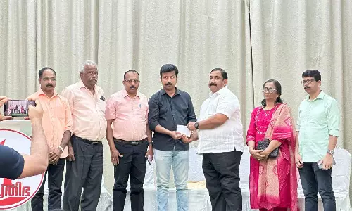 ബഹ്‌റൈൻ പ്രതിഭ അംഗങ്ങളുടെ ഏകദിന വരുമാനം മുഖ്യമന്ത്രിയുടെ ദുരിതാശ്വാസ നിധിയിലേക്ക്