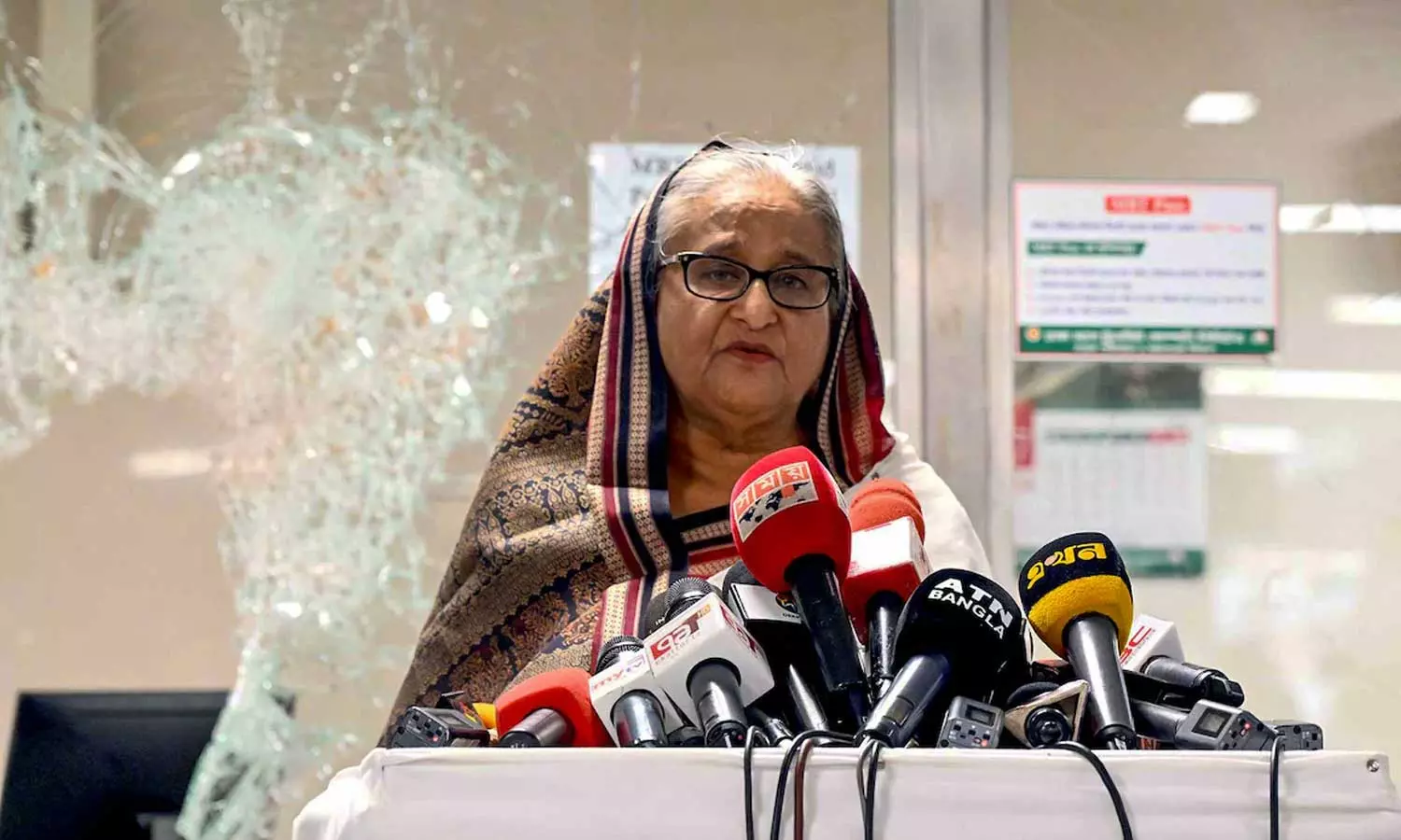 ബംഗ്ലാദേശ് വിട്ടോടിയ ശൈഖ് ഹസീന ഡൽഹിയിൽ