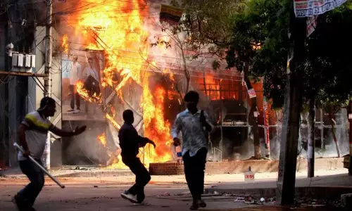 91 killed in Bangladesh as Sheikh Hasina supporters, protesters clash