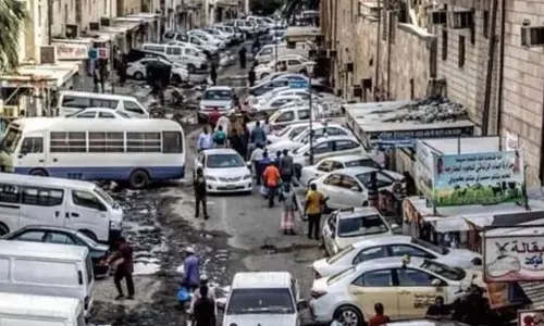 Distress in Jleeb Al Shuyoukh: Govt speed up construction of workers city