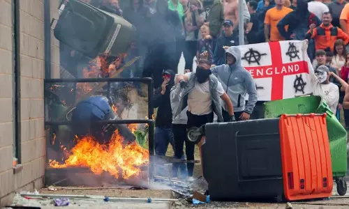 britain far right riots britain far right riots