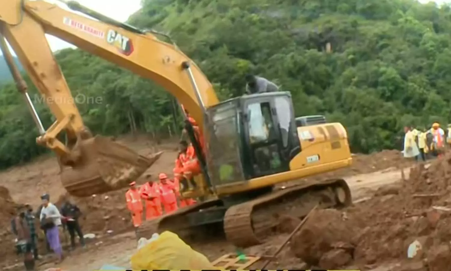 mundakai landslide rescue operation,wayanad landslide,wayanad,latest malayalam news,മുണ്ടക്കൈ ദുരന്തം,മുണ്ടക്കൈ ഉരുള്‍പൊട്ടല്‍