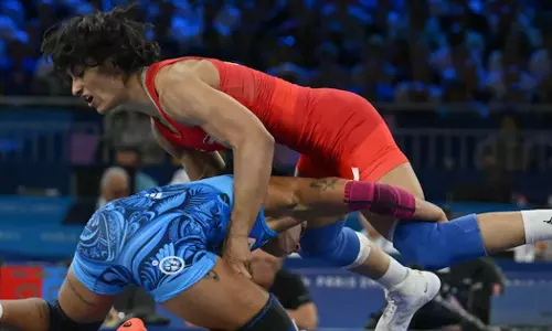 ഭക്ഷണമില്ല, വെള്ളവും; വമ്പൻ മത്സരങ്ങൾക്കു മുമ്പ് ഗുസ്തിക്കാർ ഭാരം കുറയ്ക്കുന്നതെങ്ങനെ?