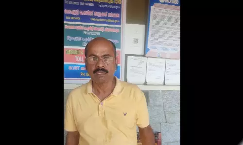 തോക്ക് ചൂണ്ടി യുവാവിനെ ഭീഷണിപ്പെടുത്തിയ കേസ്: റിട്ട. പൊലീസ് ഉദ്യോഗസ്ഥൻ അറസ്റ്റിൽ തോക്ക് ചൂണ്ടി യുവാവിനെ ഭീഷണിപ്പെടുത്തിയ കേസ്: റിട്ട. പൊലീസ് ഉദ്യോഗസ്ഥൻ അറസ്റ്റിൽ