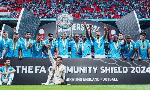 City beat United to win Community Shield; Jayam in the shootout
