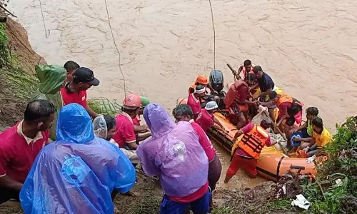mundakkai landslide chaliyar searching