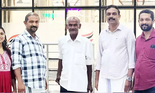 With the intervention of Bahrain Pratibha Helpline, Rameshan Narambarat,  returned home.