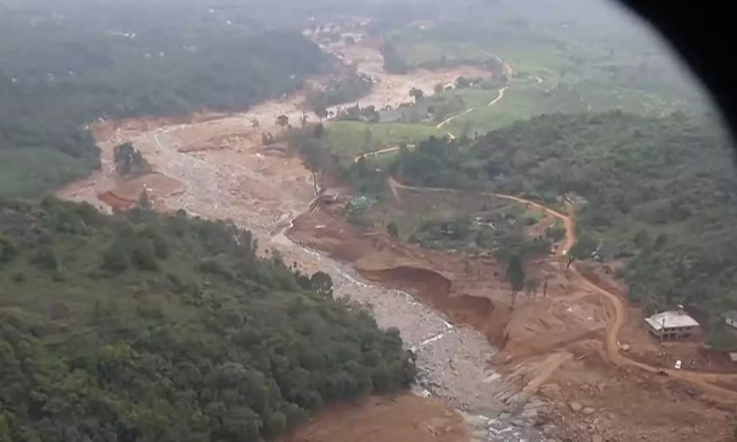 Mundakai Tragedy; Emergency financial assistance distribution started Mundakai Tragedy; Emergency financial assistance distribution started