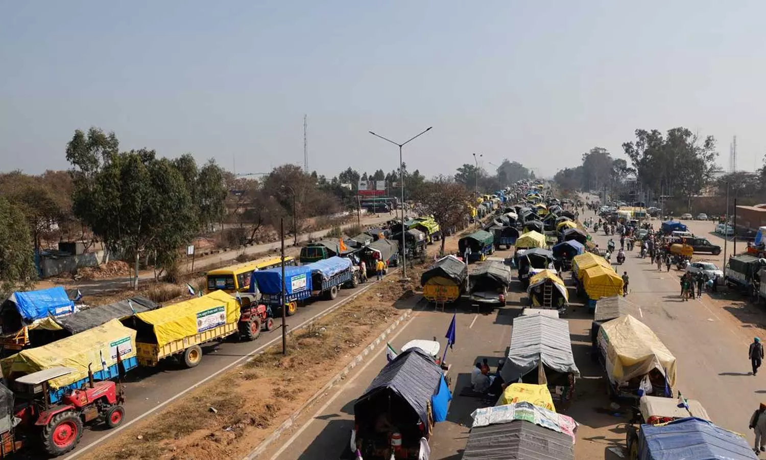 പഞ്ചാബ്- ഹരിയാന അതിർത്തി റോഡുകൾ തുറക്കണമെന്ന് സുപ്രിം കോടതി;  ട്രാക്ടർ സമരം ഉടനാരംഭിക്കുമെന്ന് കർഷകർ